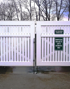 Chainlink Dumpster Enclosure7