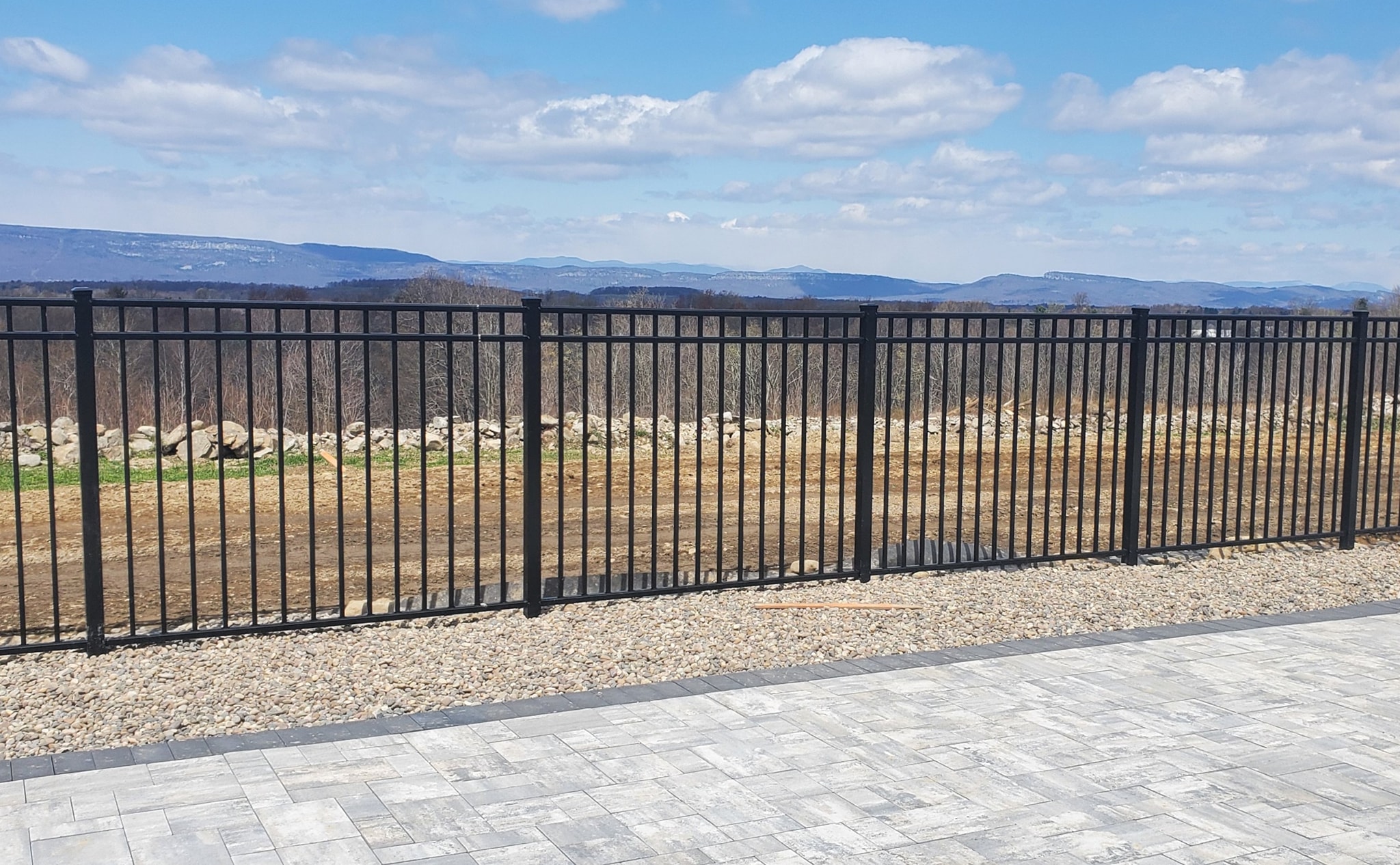 ALUMINUM 1 Cedar Picket8